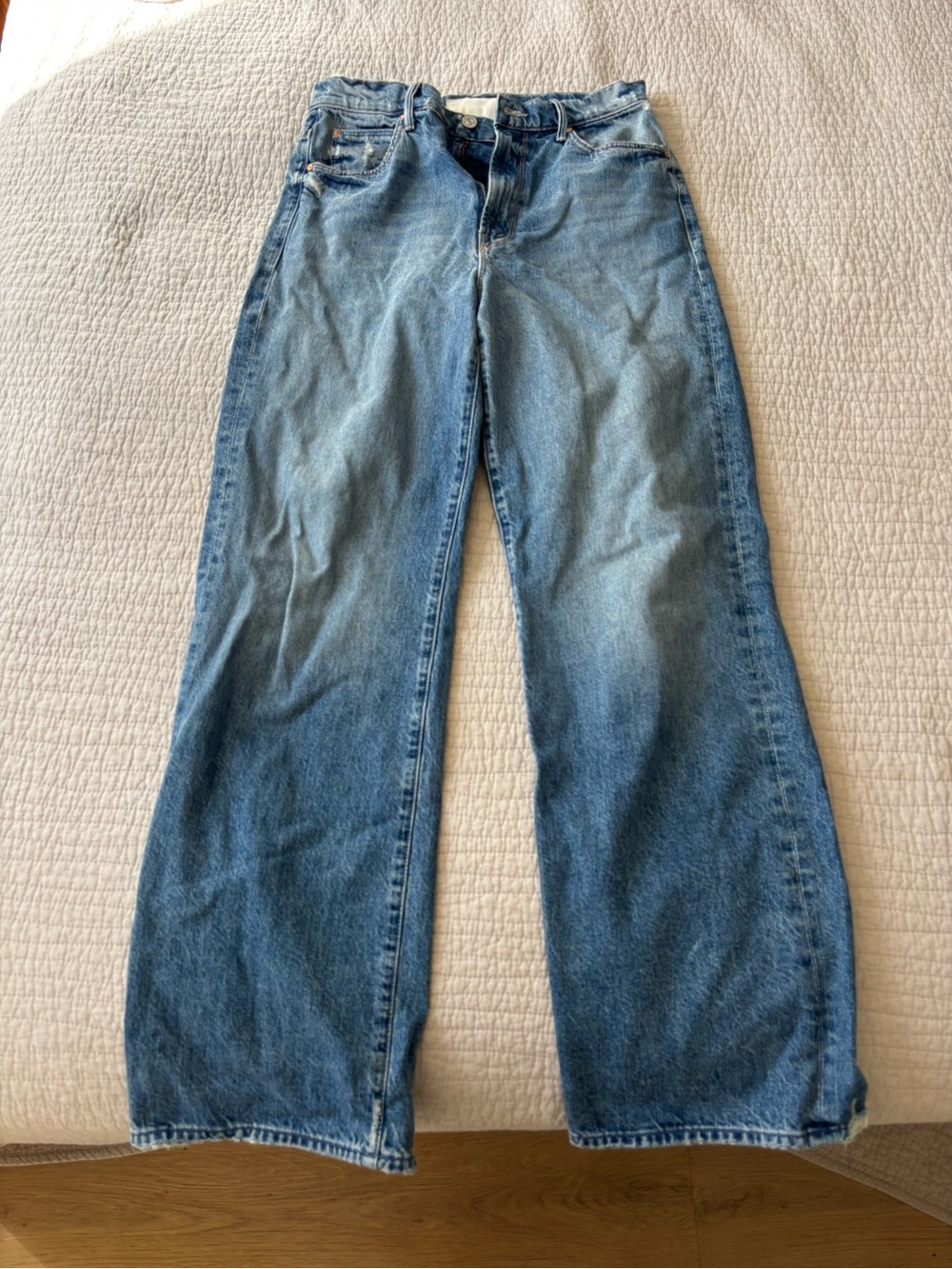 MOTHER High Waisted Tunnel Vision Sneak Jeans